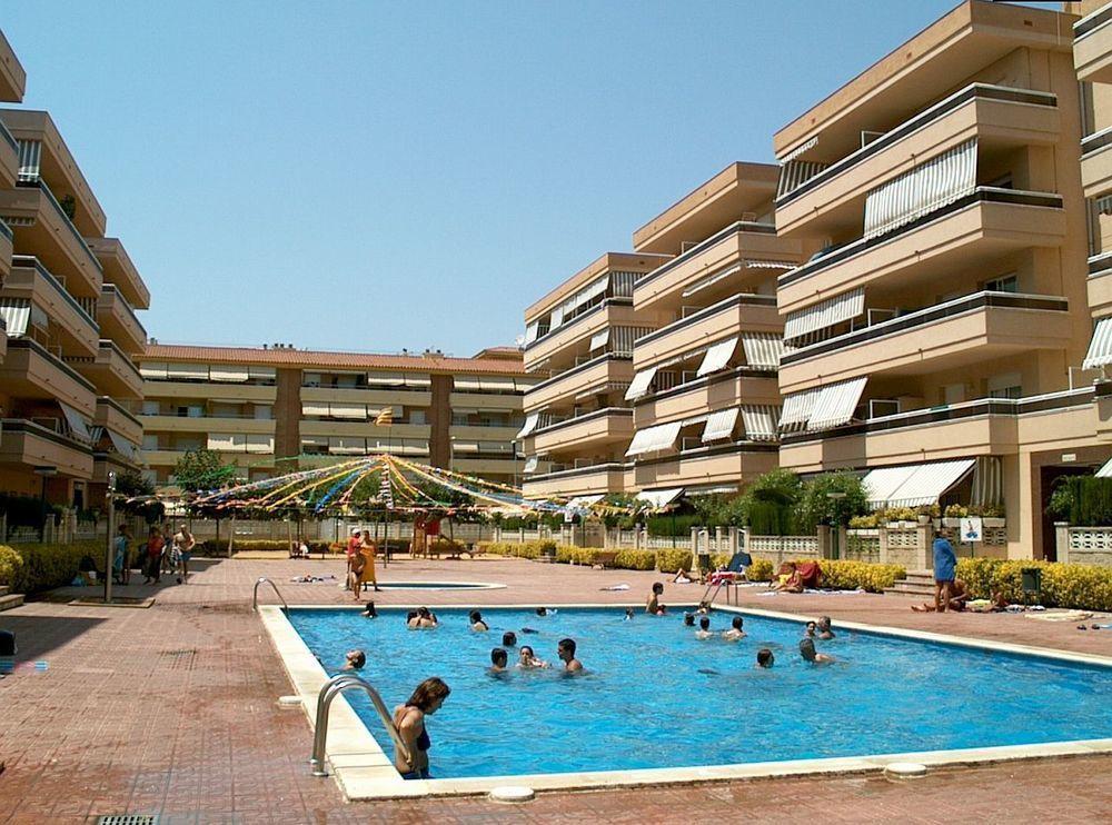 Rvhotels Apartamentos Ses Illes Blanes Ngoại thất bức ảnh