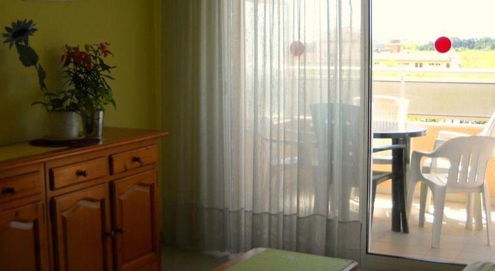 Rvhotels Apartamentos Ses Illes Blanes Ngoại thất bức ảnh